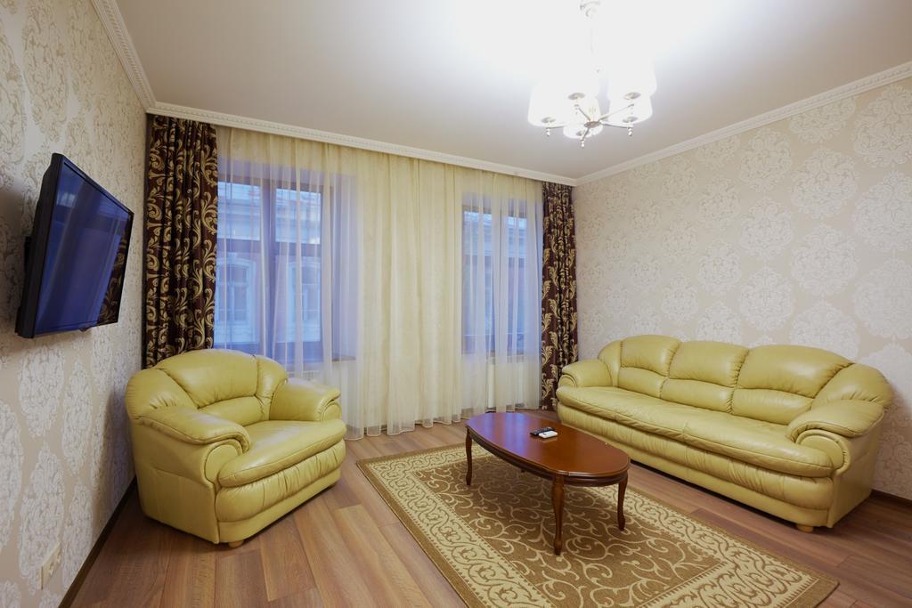Asao-Apartments Walking Center Zone Lviv Room photo