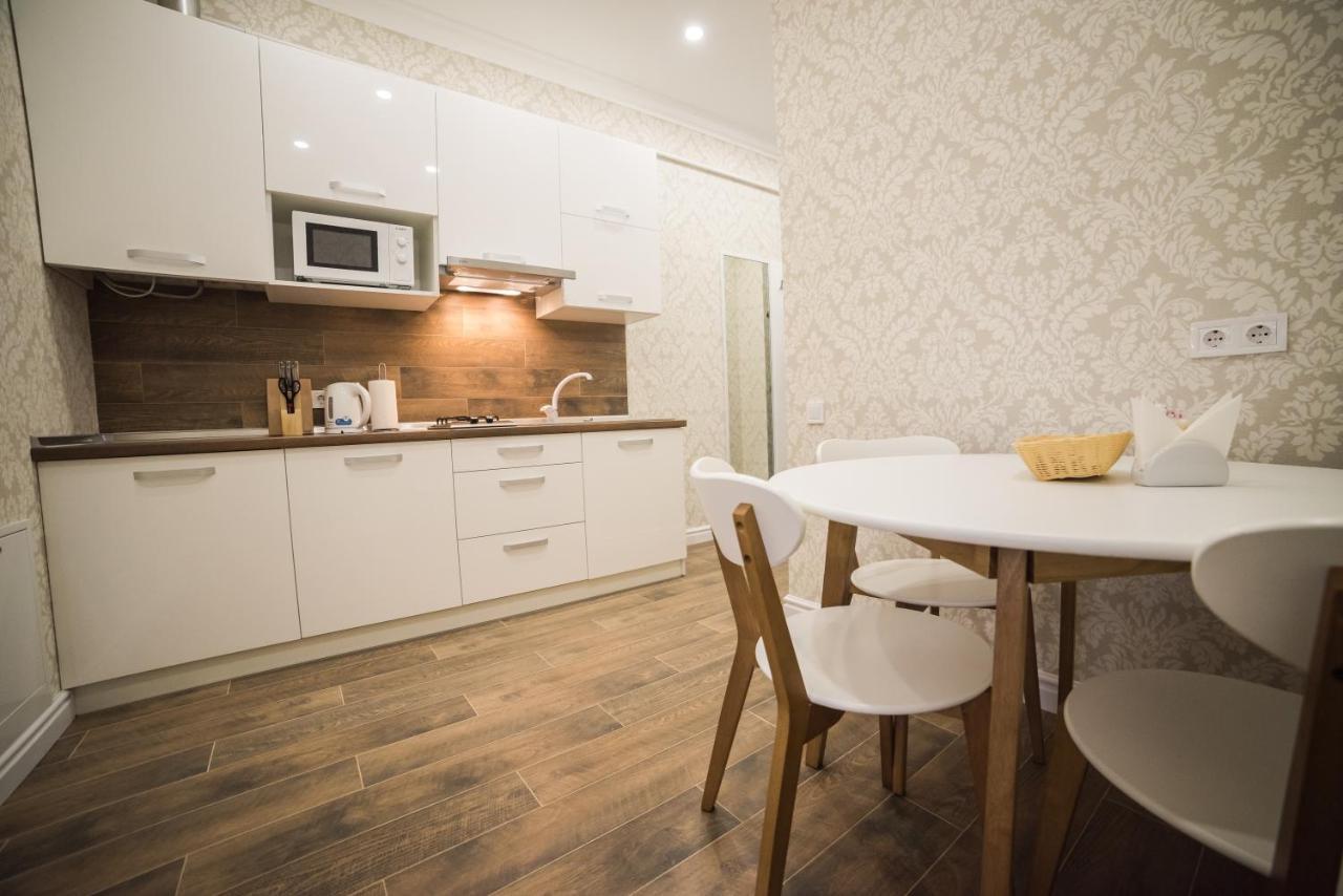 Asao-Apartments Walking Center Zone Lviv Exterior photo